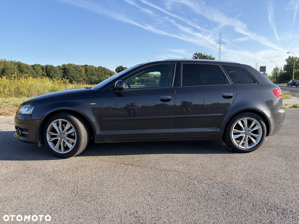 Audi A3 Sportback 1.8 TFSI Quattro Attraction - 5