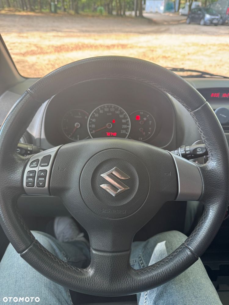Suzuki SX4 1.9 DDiS DPF 4x4 Comfort - 2