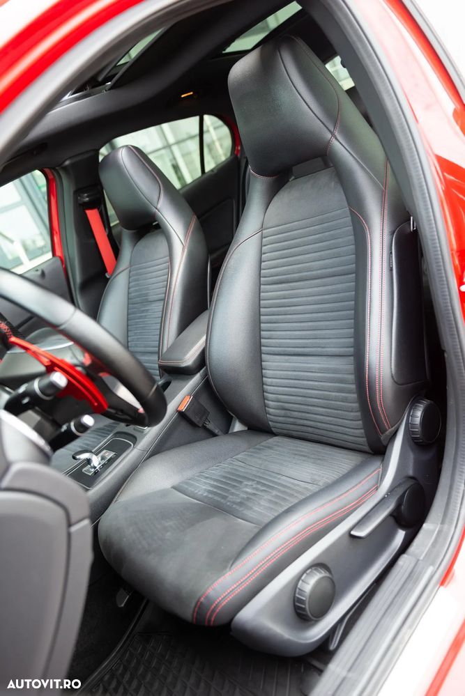 Mercedes-Benz GLA 45 AMG 4MATIC Aut. - 19