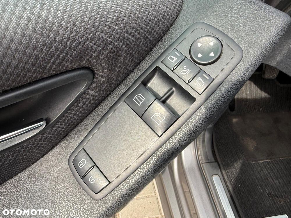 Mercedes-Benz Klasa B 170 BlueEFFICIENCY - 23