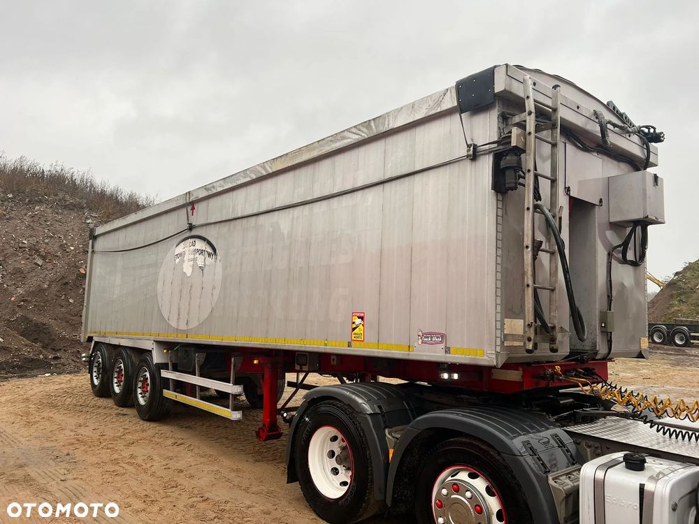 Mercedes Benz 3STT 63P3 - 1