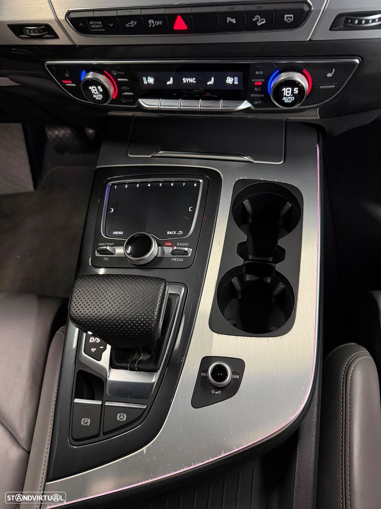 Audi Q7 3.0 TDI e-tron quattro S-line Tiptronic - 15