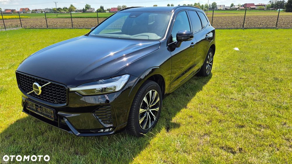 Volvo XC 60 B4 D Plus Dark - 19