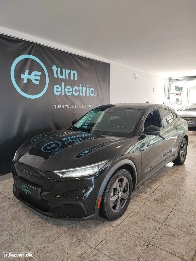 Ford Mustang Mach-E 75.7 kWh Base - 1
