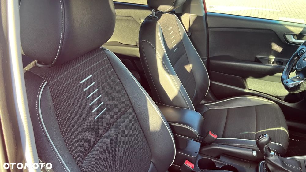 Kia Rio 1.0 T-GDI 100 GT Line - 17