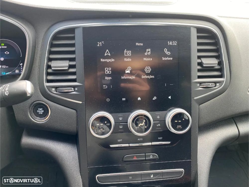 Renault Mégane Sport Tourer E-TECH Plug-in 160 INTENS - 29