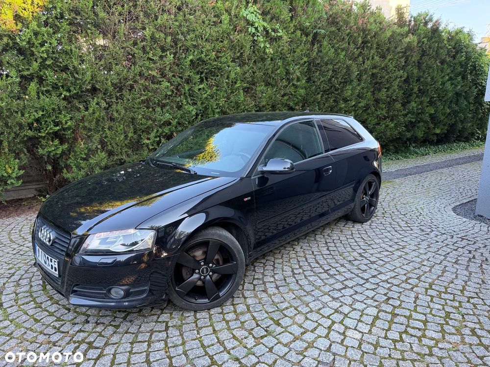 Audi A3 3-drzwiowe 1.4 TFSI S line Sportpaket - 3