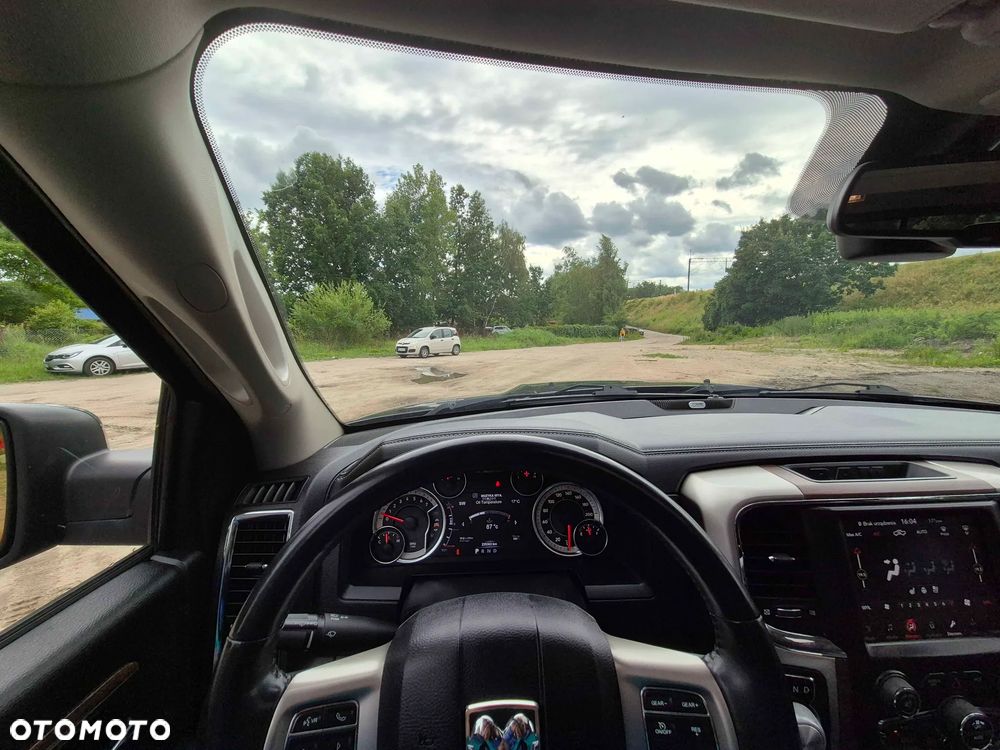 Dodge RAM 5.7 4x4 - 16