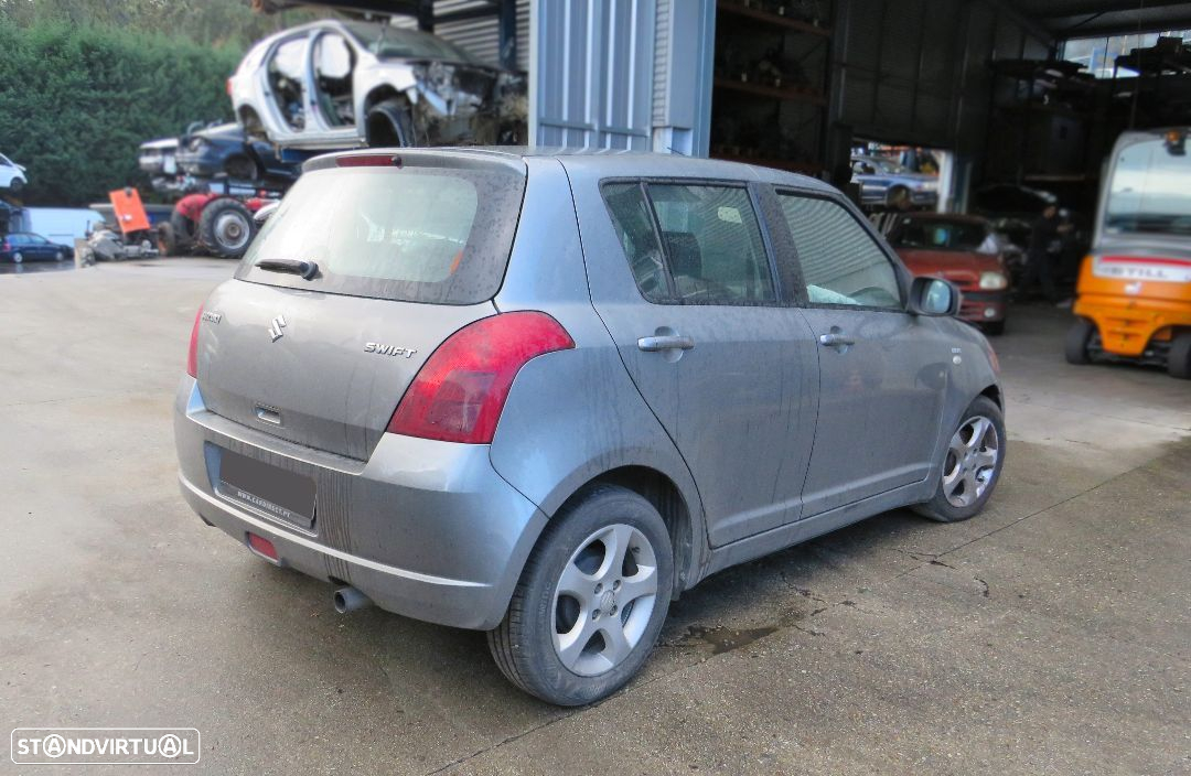 Suzuki Swift 1.3 DDIS 2006 - Peças Usadas (7681) - 3