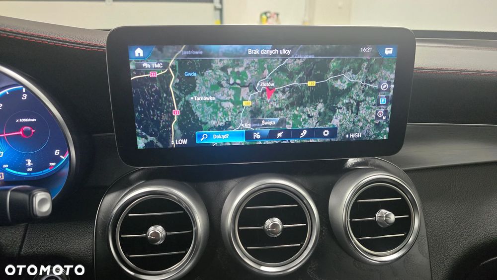 Mercedes-Benz GLC 300 d 4Matic 9G-TRONIC AMG Line Plus - 24