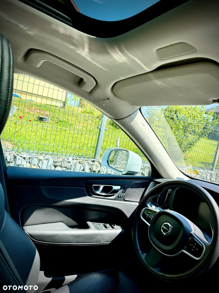 Volvo XC 60 B5 B AWD Inscription - 12