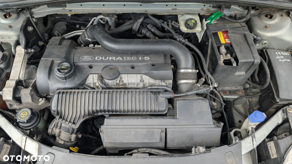 Ford Mondeo 2.5 Ghia - 8