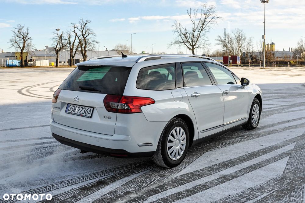 Citroën C5 HDi 140 FAP Confort - 4
