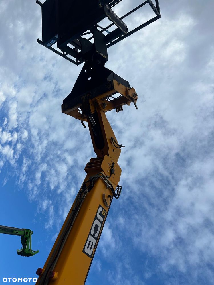JCB 535-140 - 13