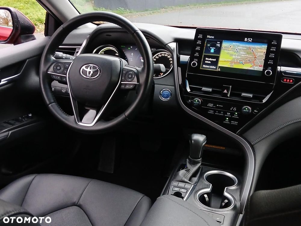 Toyota Camry 2.5 Hybrid Executive CVT - 17