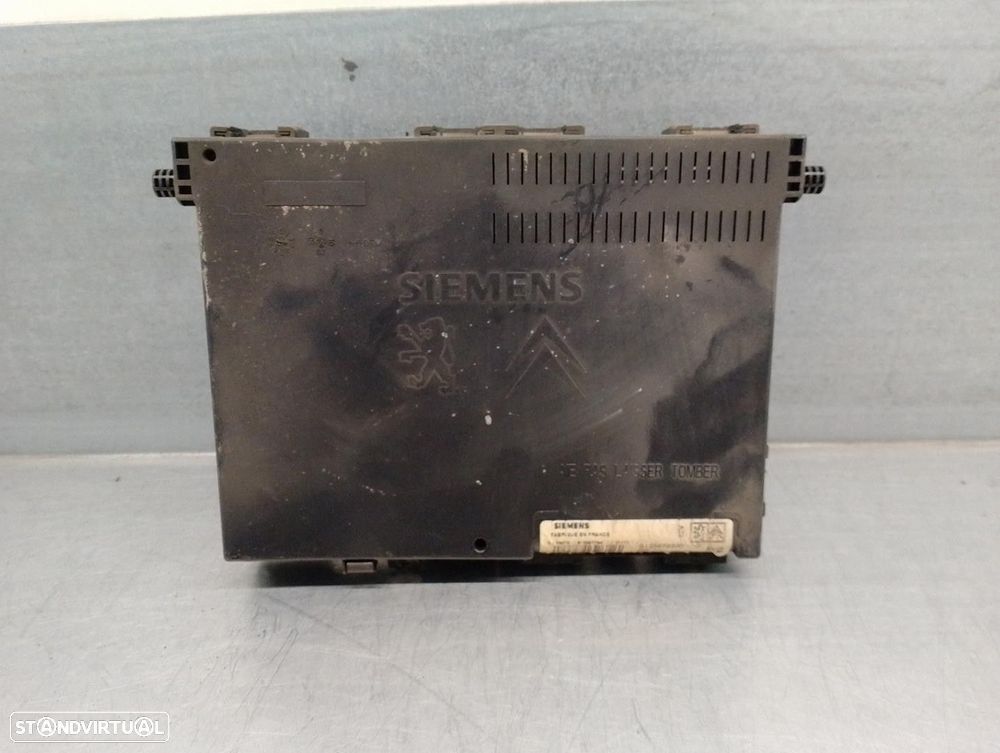 CAIXA RELÉS / FUSÍVEIS PEUGEOT 206 FASTBACK 2001 -9626460880 - 1