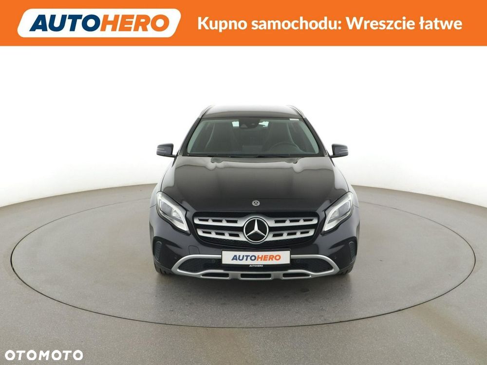 Mercedes-Benz GLA 180 d Urban - 12