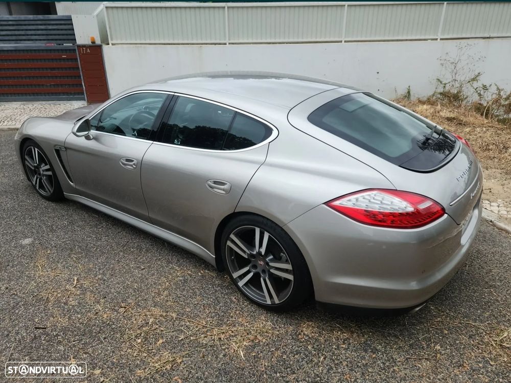 Porsche Panamera 4S PDK - 20