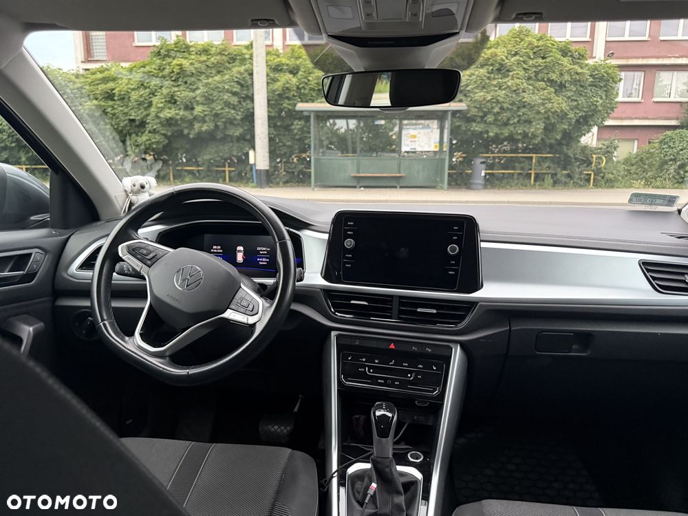 Volkswagen T-Roc 1.5 TSI Life DSG - 2
