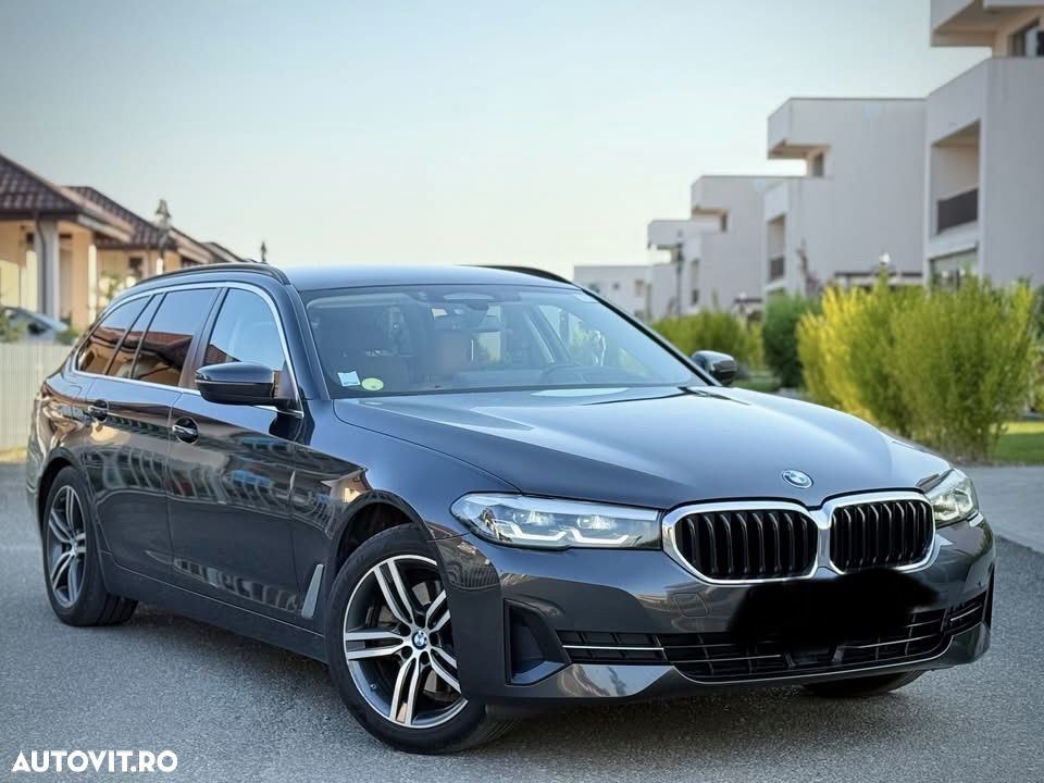 BMW Seria 5 520d Touring Aut. Luxury Line - 1