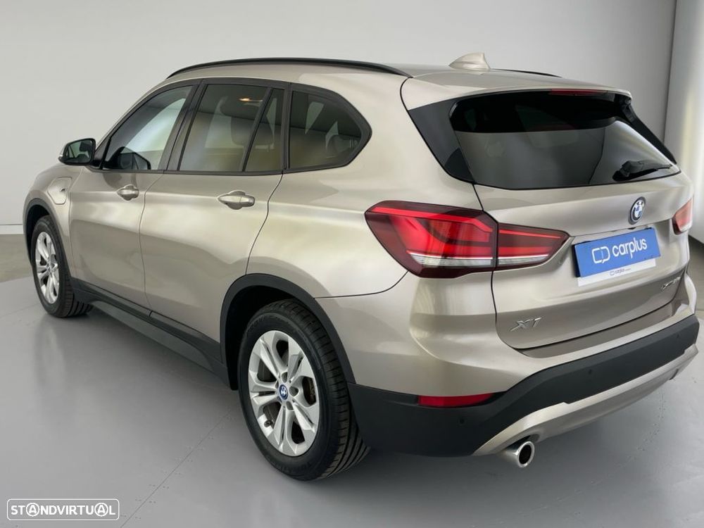 BMW X1 25 e xDrive Line Sport - 24