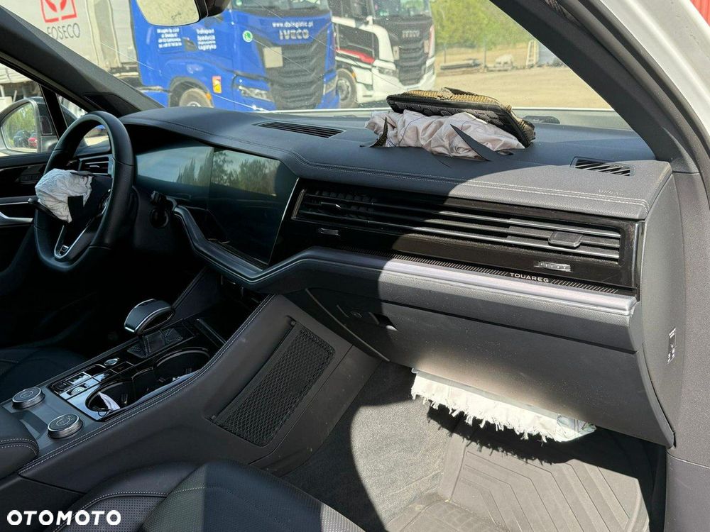 Volkswagen Touareg 3.0 V6 TDI SCR 4Motion Automatik R-Line - 16