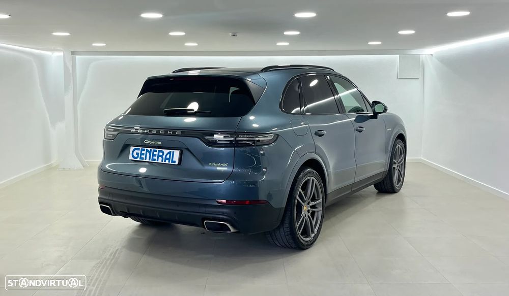 Porsche Cayenne E-Hybrid - 3