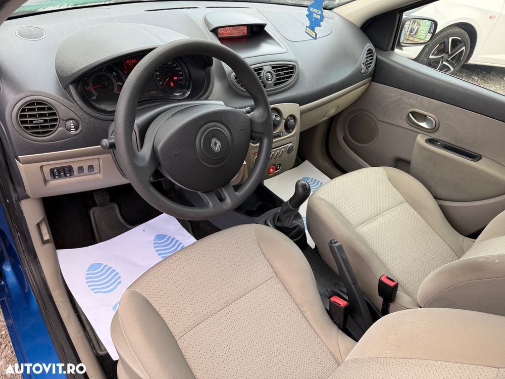 Renault Clio - 13