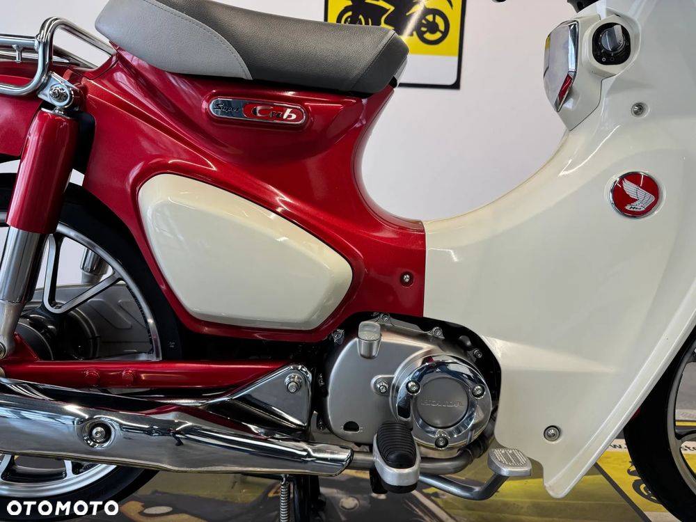 Honda Super Cub - 12