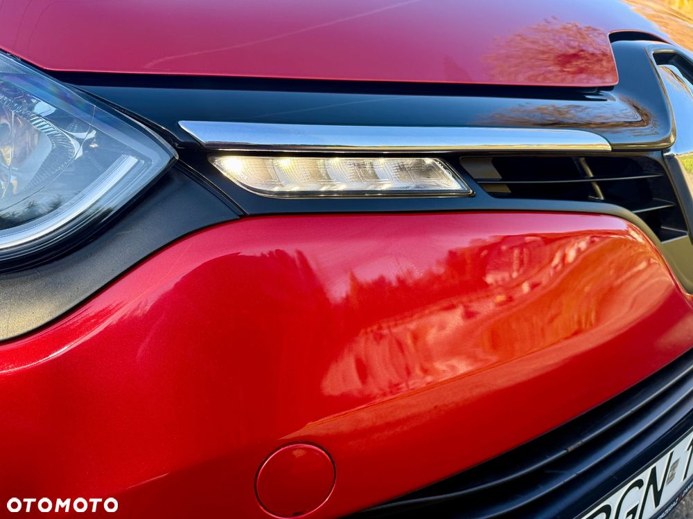 Renault Clio 1.2 16V Limited - 20