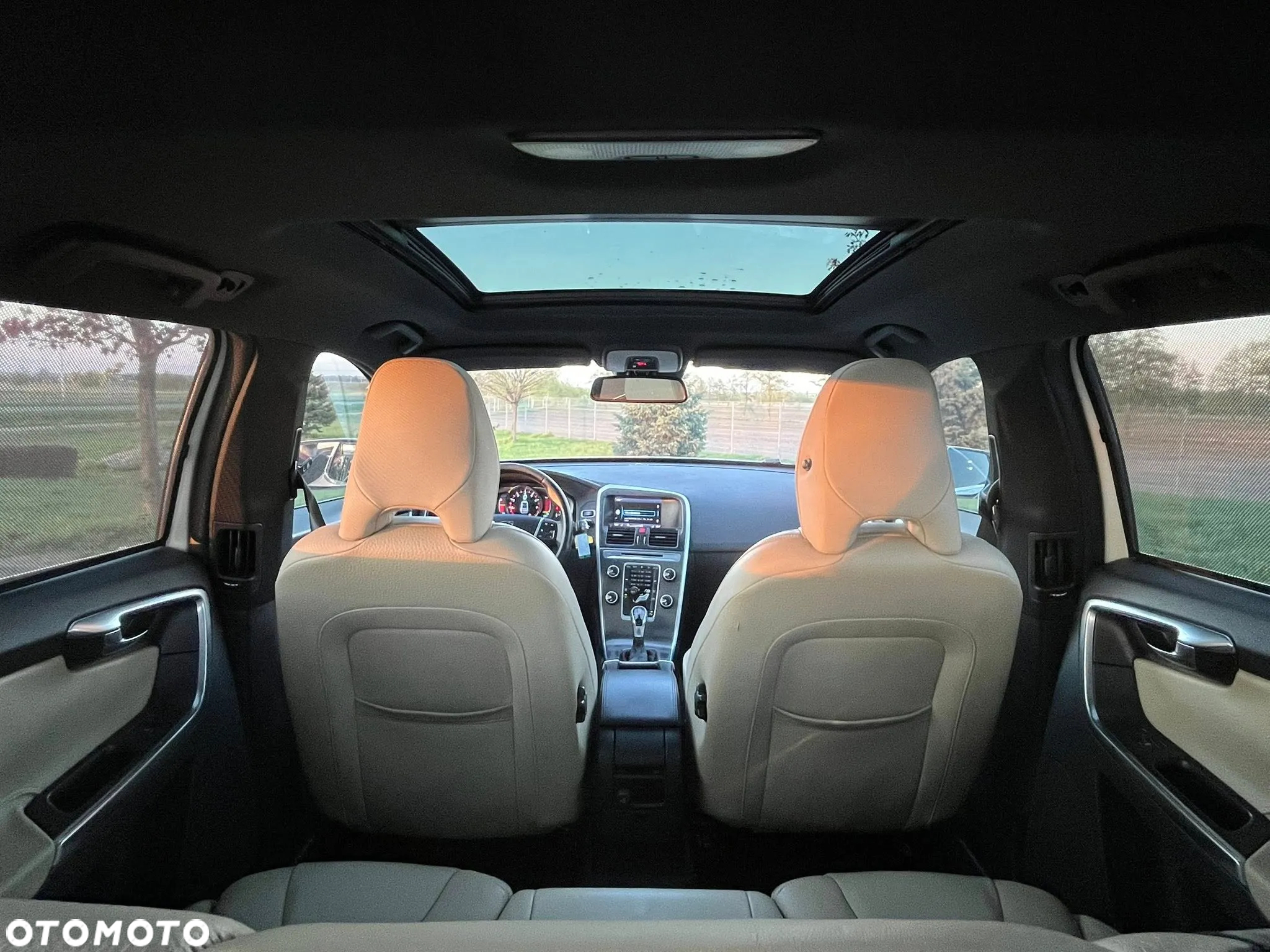 Volvo XC 60 T5 Momentum - 5