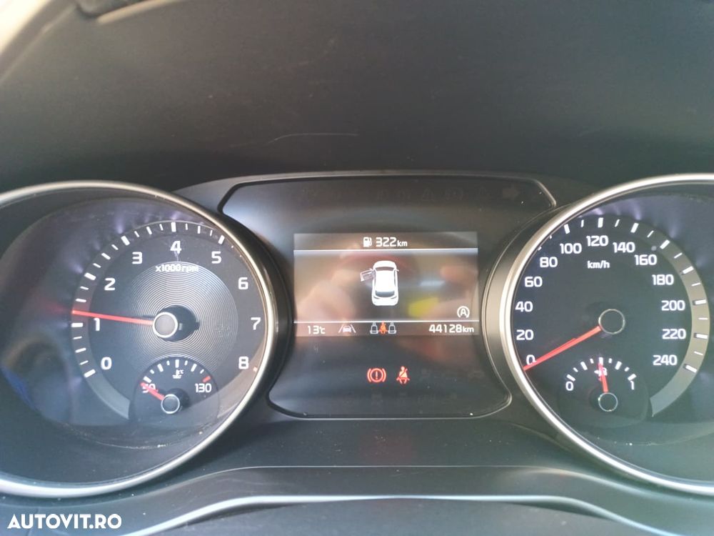 Kia Ceed 1.5 T-GDI Best - 8