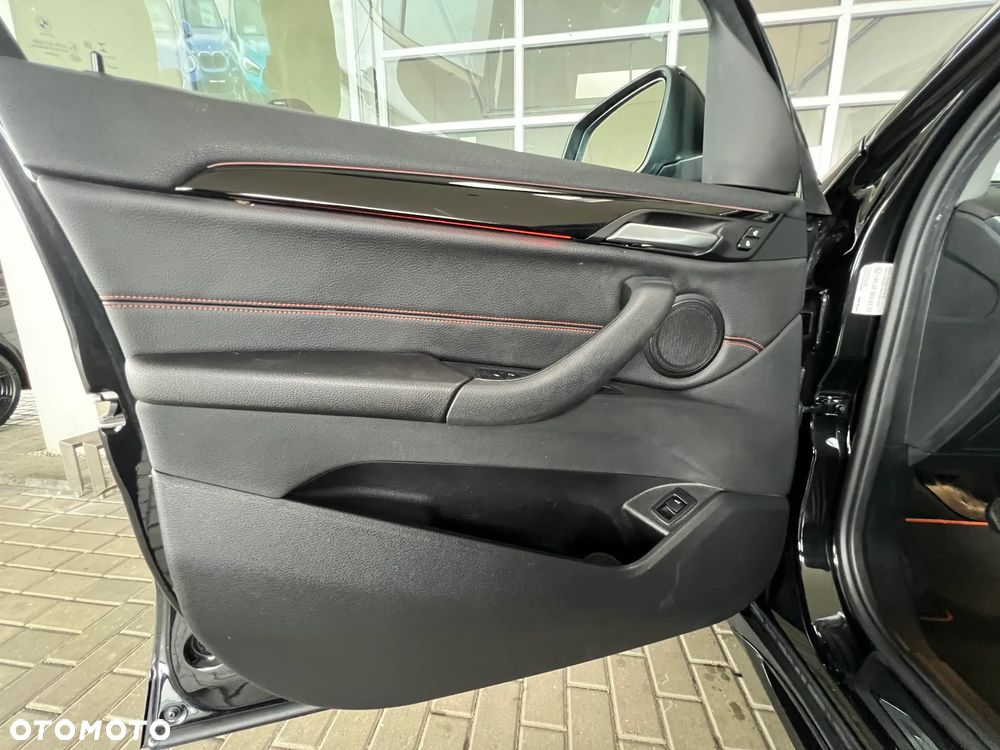 BMW X1 sDrive18d Sport Line - 9