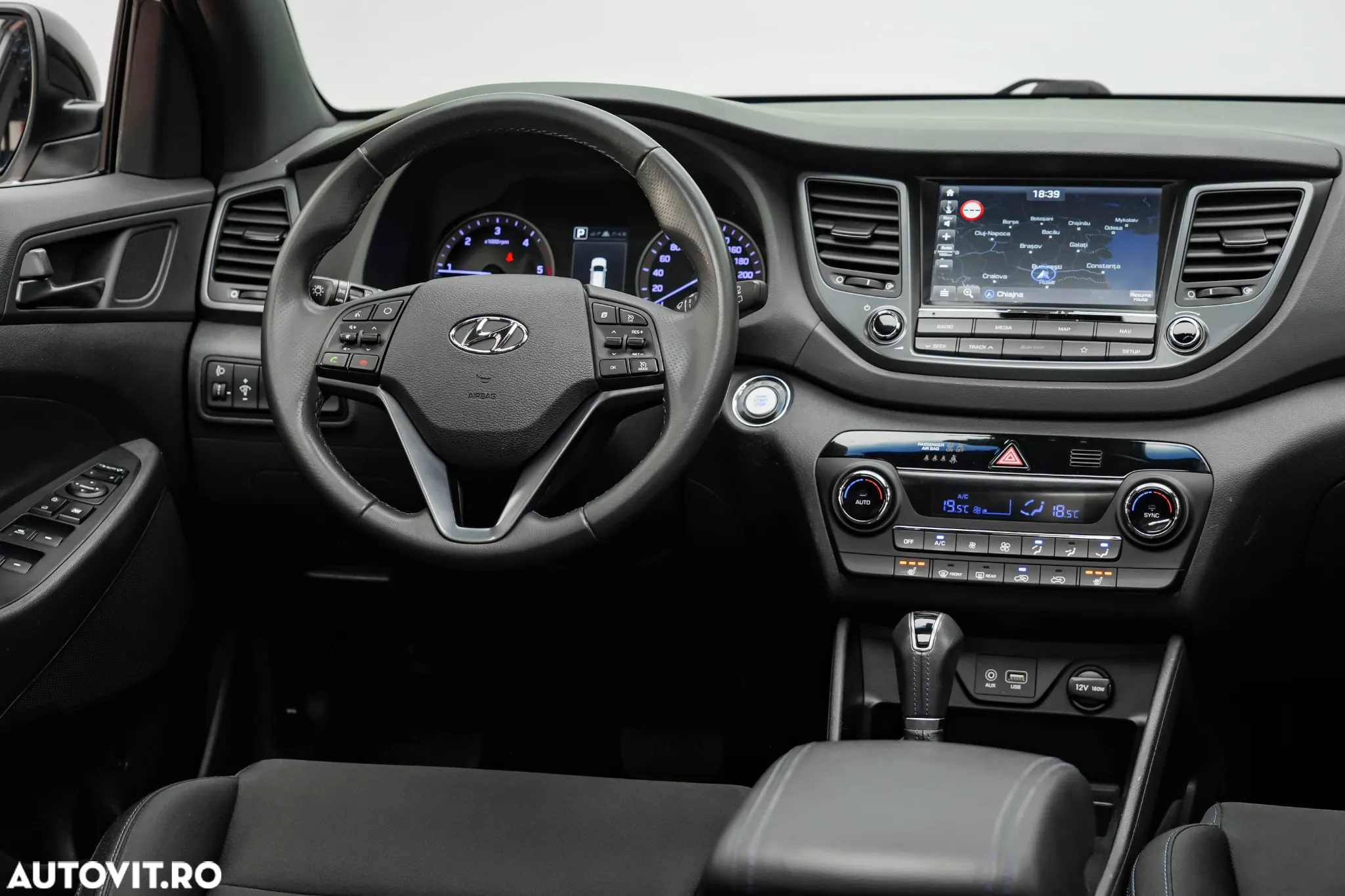 Hyundai Tucson blue 1.7 CRDi 2WD DCT Premium - 16