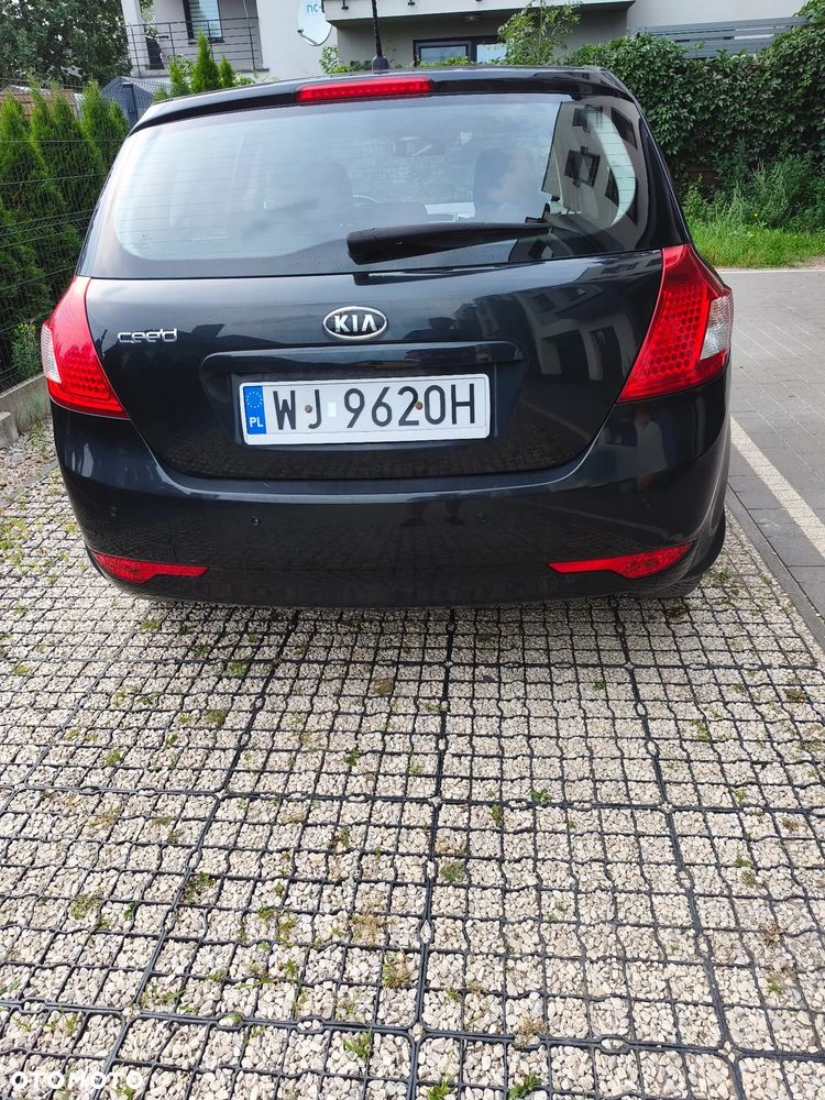 Kia Ceed 1.6 Comfort + - 7