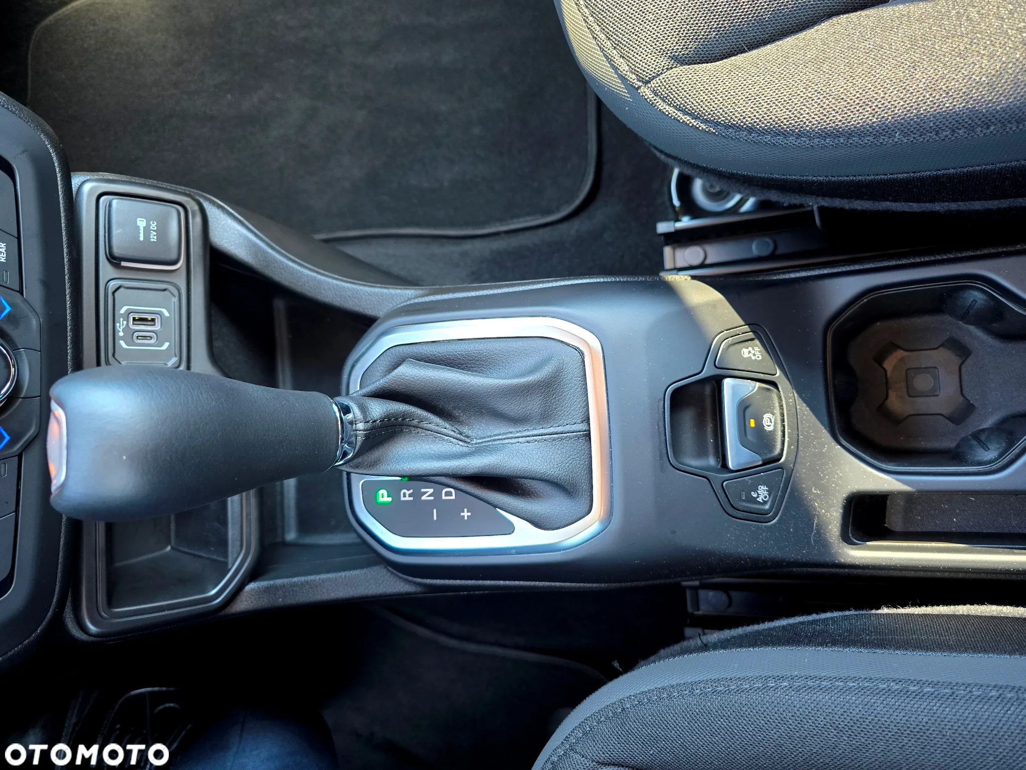 Jeep Renegade 1.5 T4 mHEV Altitude FWD S&S DCT - 17