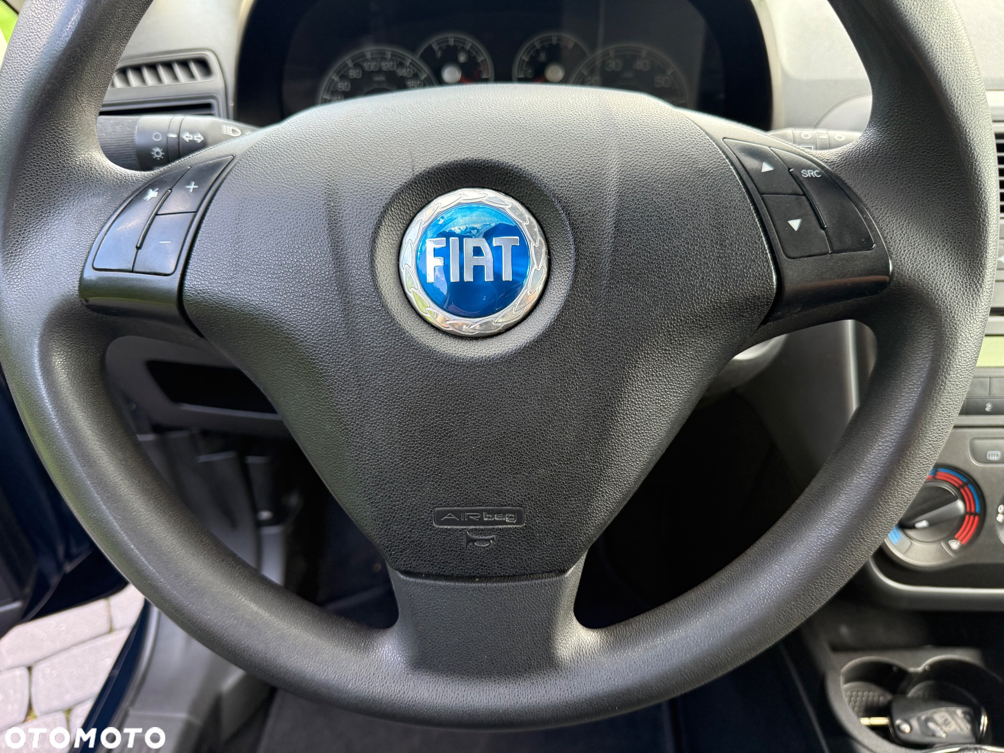 Fiat Grande Punto - 25