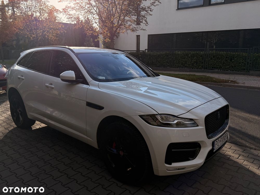 Jaguar F-Pace 25t AWD Prestige - 3