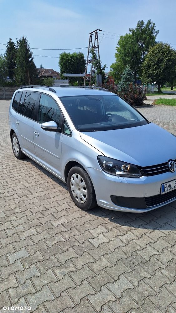 Volkswagen Touran - 4