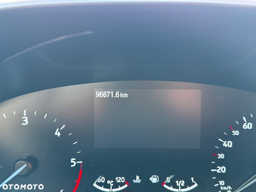 Ford Focus 1.5 TDCi Trend PowerShift - 24