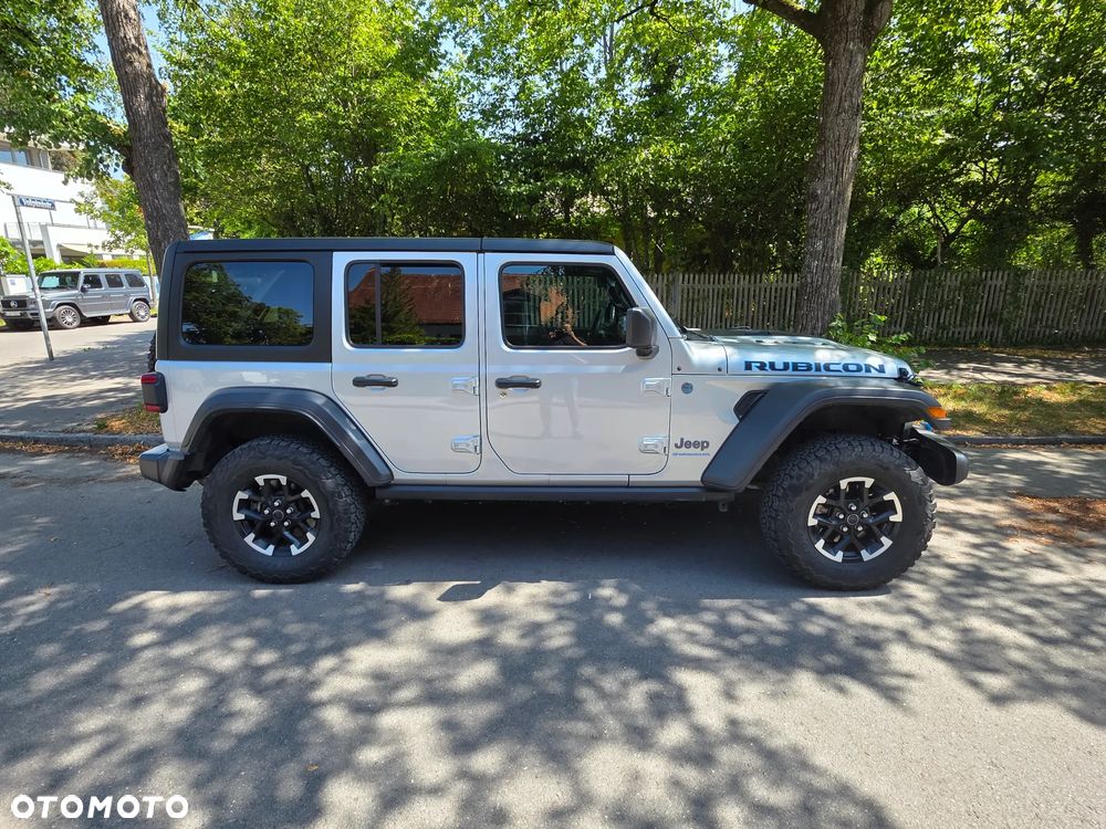 Jeep Wrangler - 2