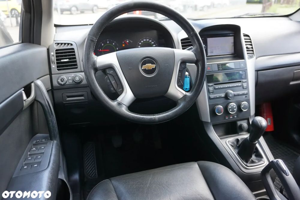 Chevrolet Captiva 2.0 d LS 5os 2WD - 11