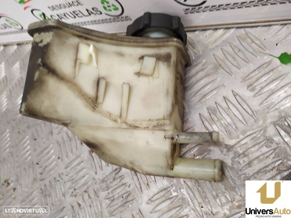 DEPOSITO SERVO FORD MONDEO I SEDAN 1995 -93BB3R700AK - 2
