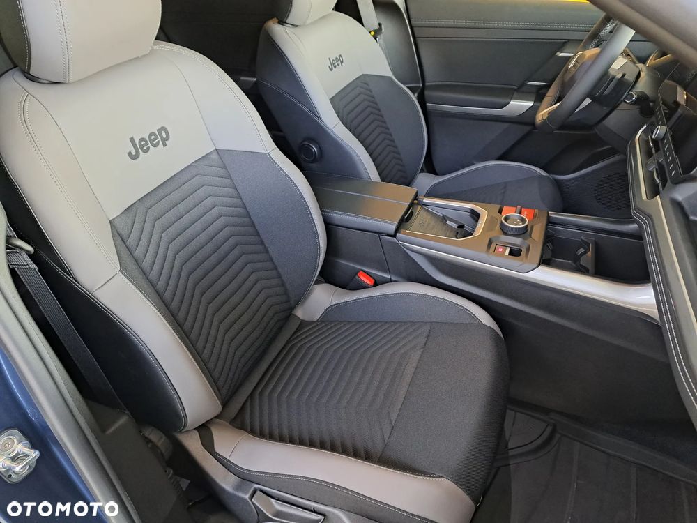 Jeep Compass 1.2 T3 mHEV First Edition FWD DCT - 11