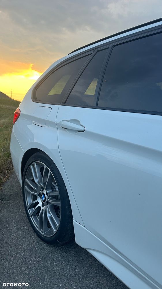 BMW Seria 3 320d - 16