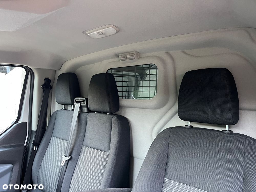 Ford Transit Custom  L2H1 - 30