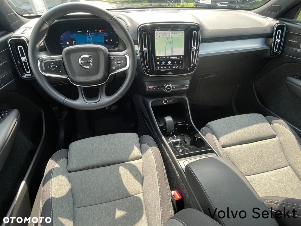 Volvo XC 40 B3 Plus Dark - 15