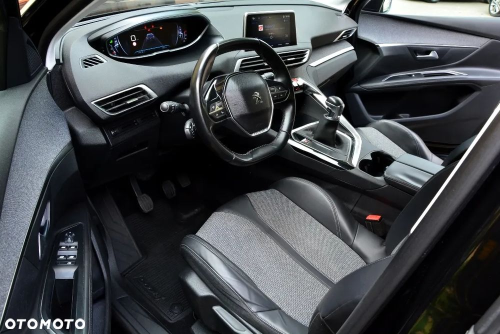 Peugeot 5008 1.6 BlueHDi Allure 7os - 7