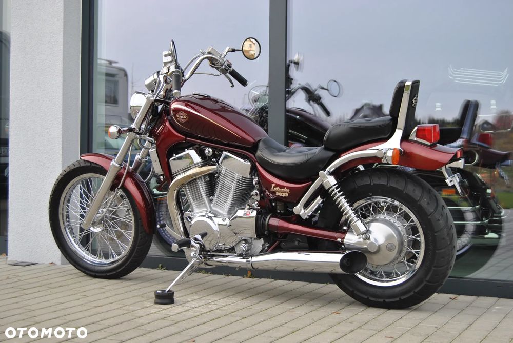 Suzuki Intruder - 5
