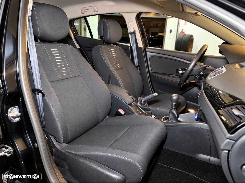Renault Mégane 1.5 dCi Dynamique - 11